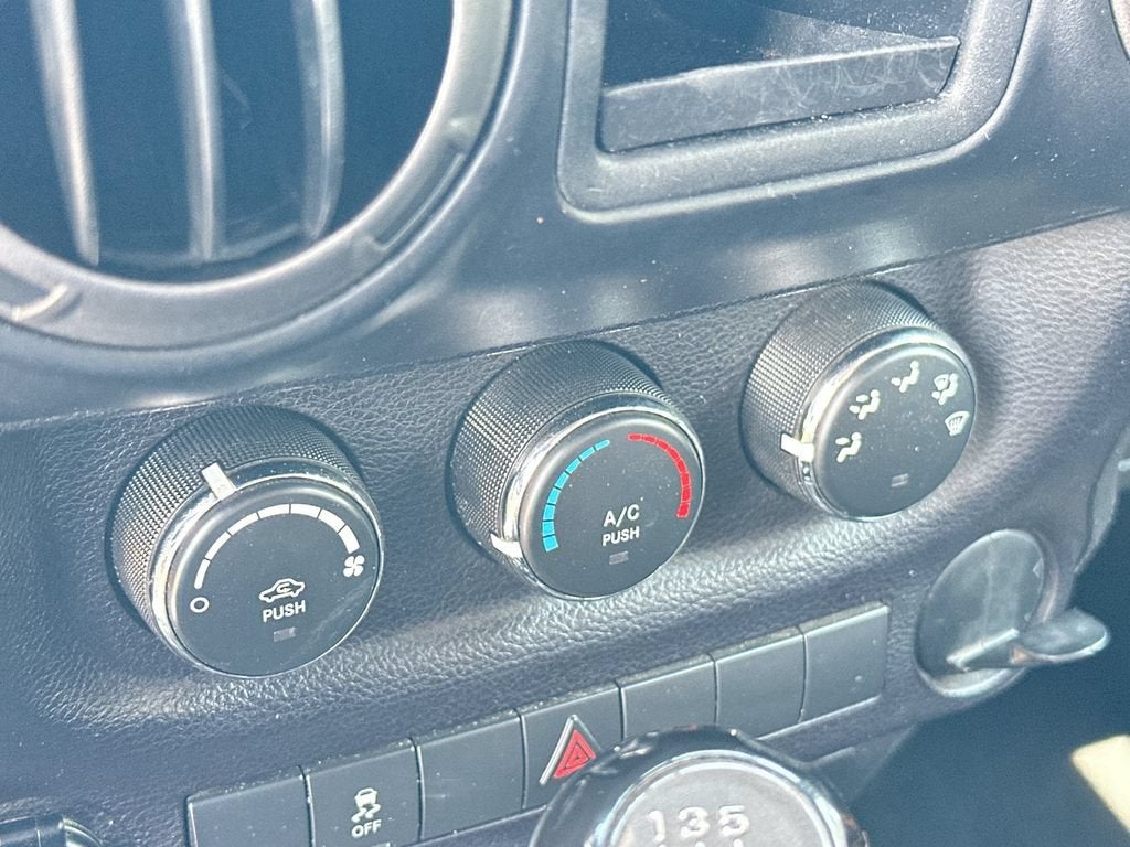 2014 Jeep Wrangler Sport