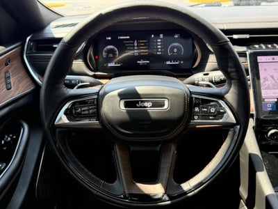 2023 Jeep Grand Cherokee Summit 4x4