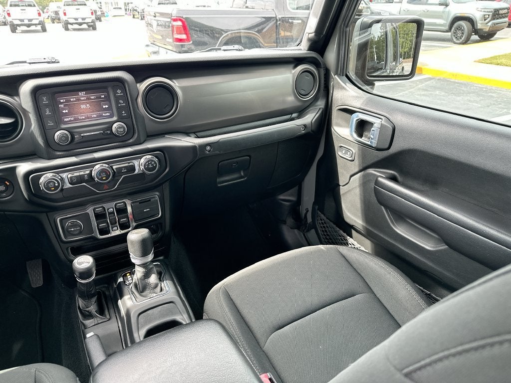 2021 Jeep Gladiator Willys 4x4
