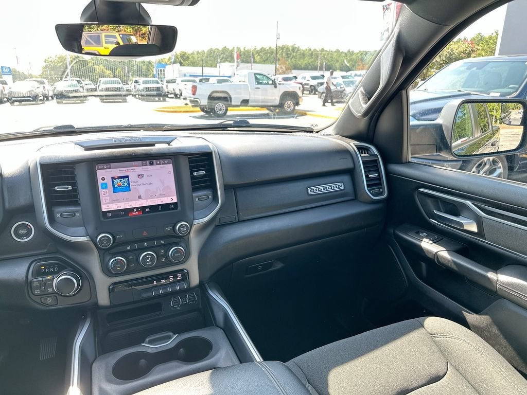 2022 RAM 1500 Big Horn Crew Cab 4x4 5'7" Box