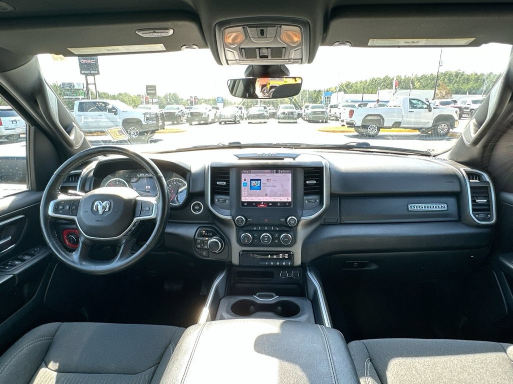 2022 RAM 1500 Big Horn Crew Cab 4x4 5'7" Box