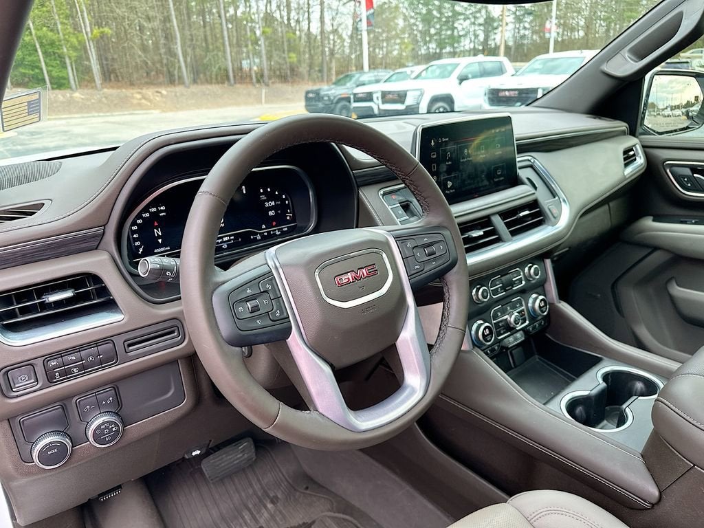 2023 GMC Yukon XL SLT