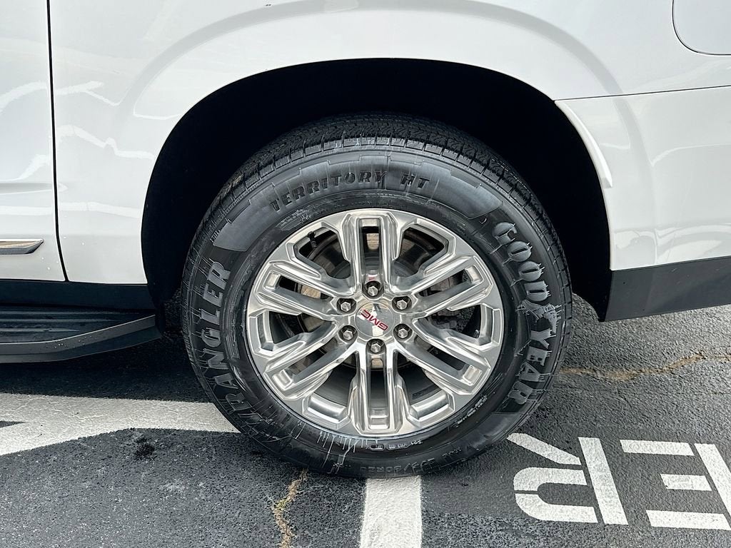 2023 GMC Yukon XL SLT