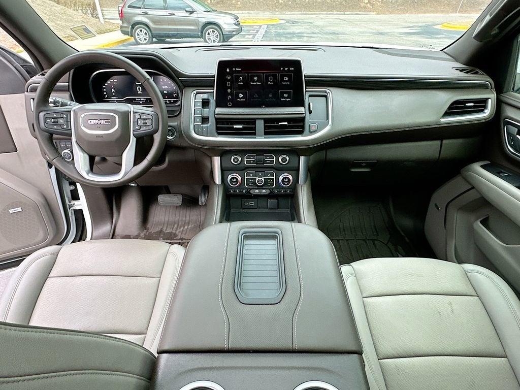 2023 GMC Yukon XL SLT