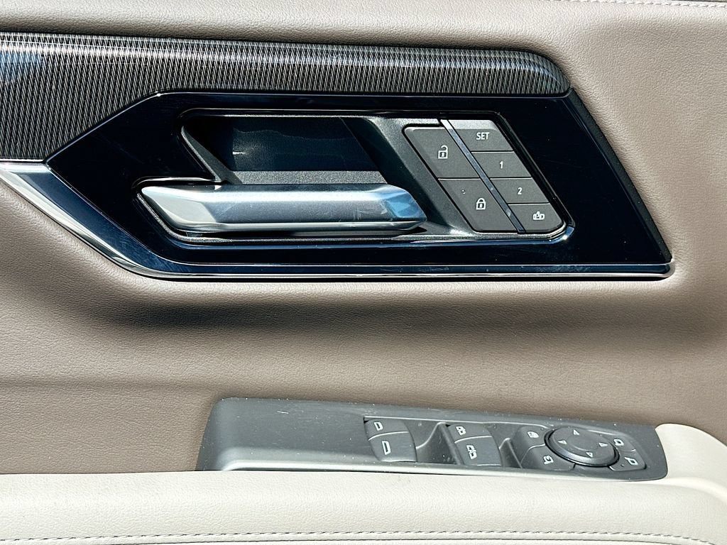 2025 GMC Yukon XL Elevation