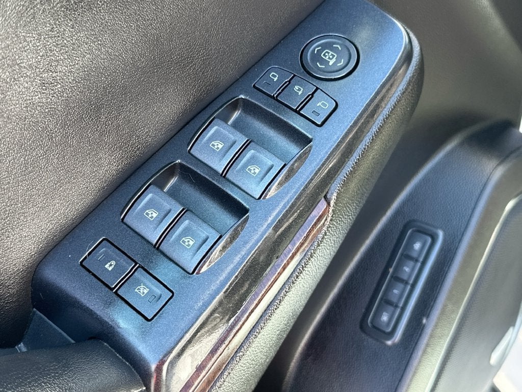 2020 GMC Yukon SLT - Photo 21