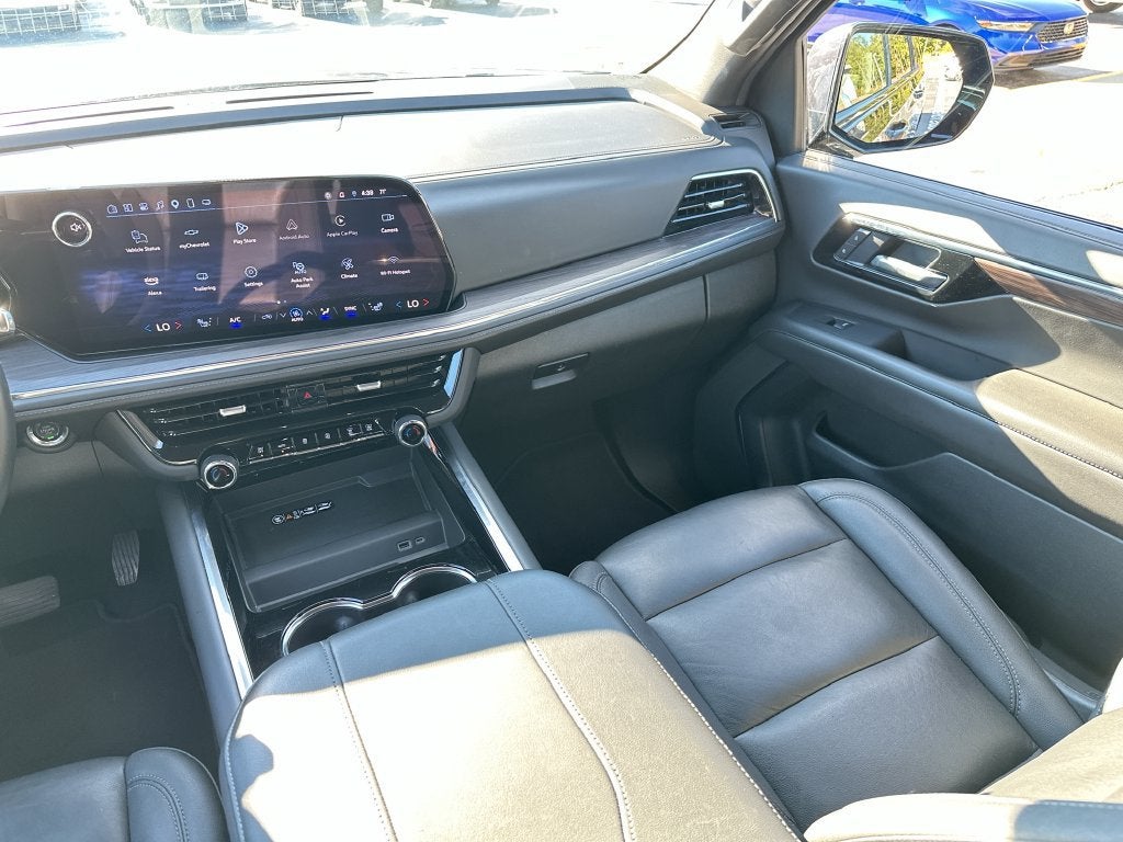 2025 Chevrolet Suburban Z71