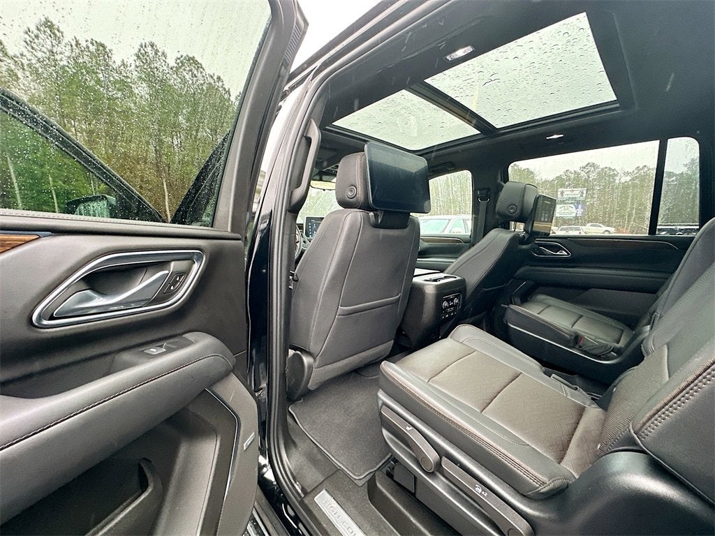 2023 Chevrolet Suburban High Country