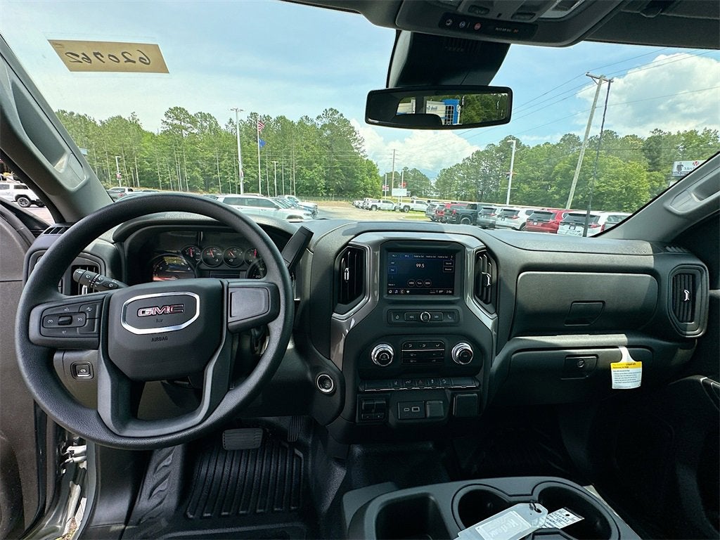 2025 GMC Sierra 2500 HD Pro