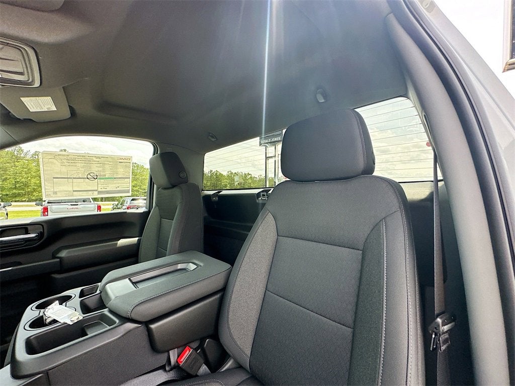 2025 GMC Sierra 2500 HD Pro