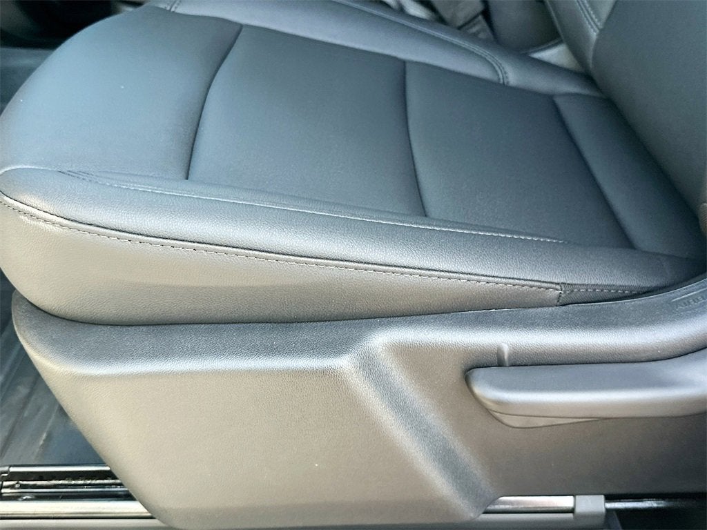 2025 GMC Sierra 3500 HD Pro