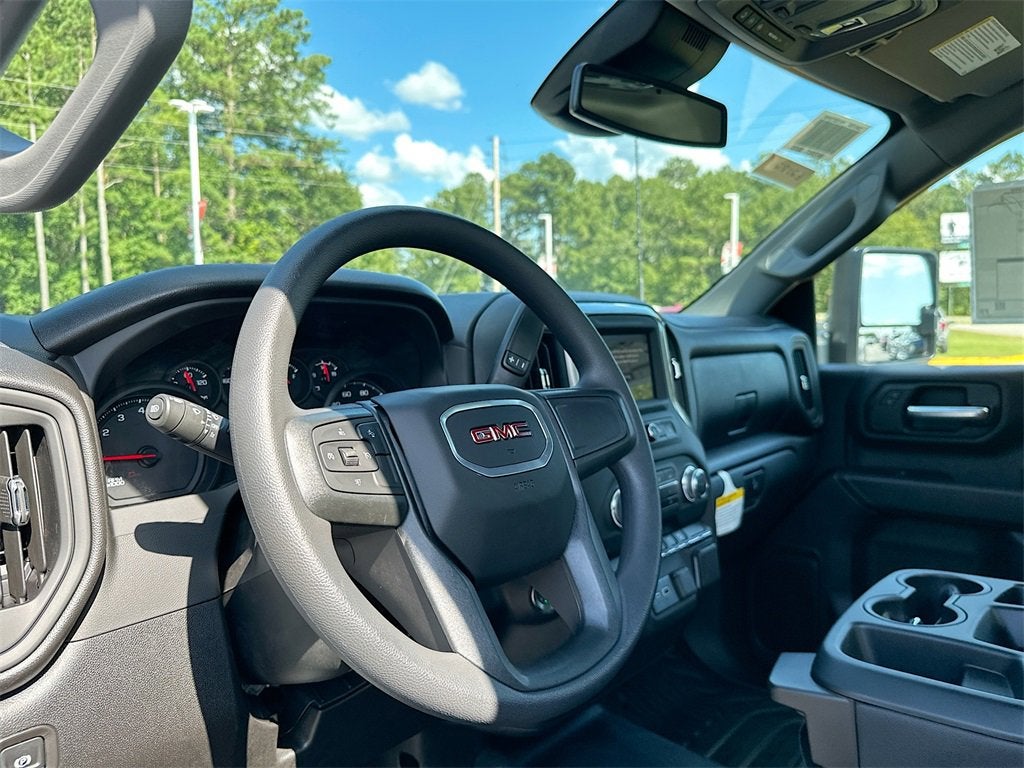 2025 GMC Sierra 3500 HD Pro