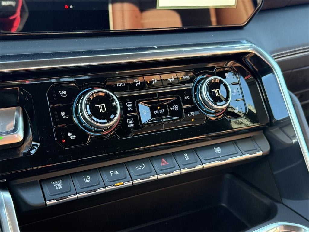 2026 GMC Sierra 3500 HD Denali Ultimate DRW