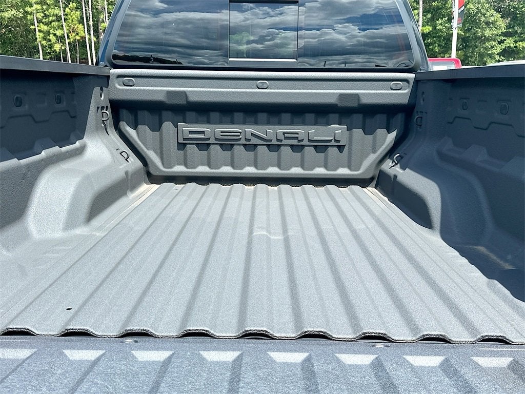 2024 GMC Canyon Denali