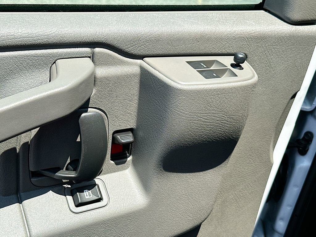 2026 GMC Savana Cargo Work Van - Photo 20