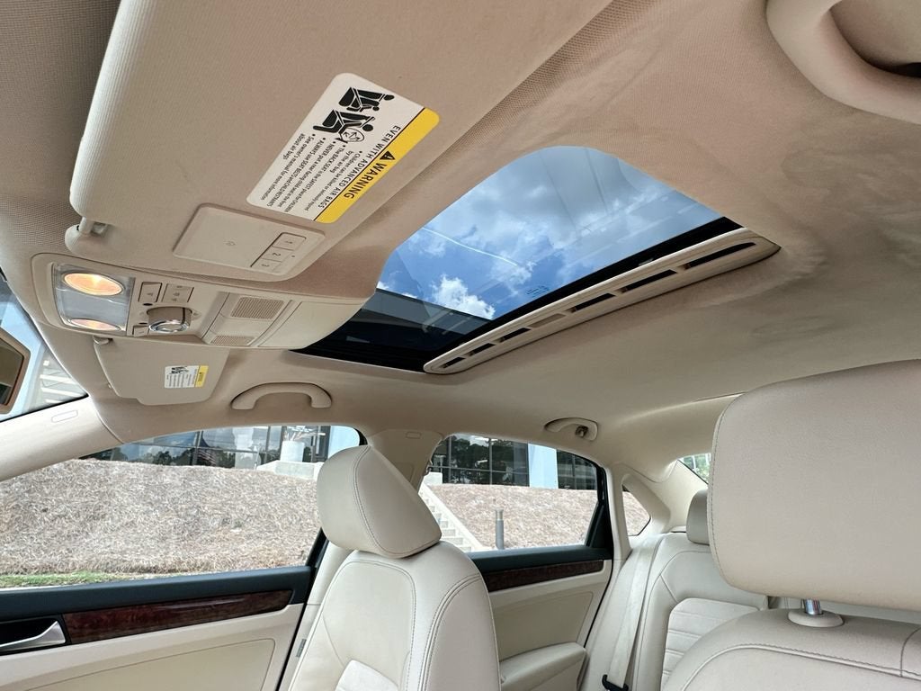 2013 Volkswagen Passat 2.0L TDI SEL Premium