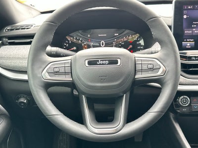 2024 Jeep Compass Latitude Lux FWD