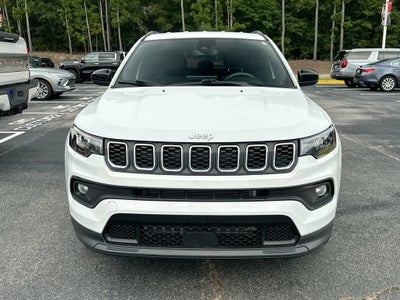 2024 Jeep Compass Latitude Lux FWD