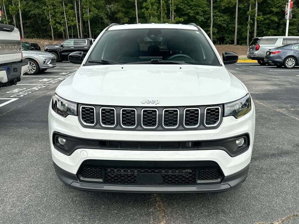 2024 Jeep Compass Latitude Lux FWD