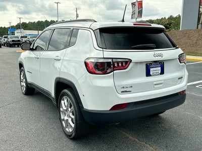 2024 Jeep Compass Latitude Lux FWD