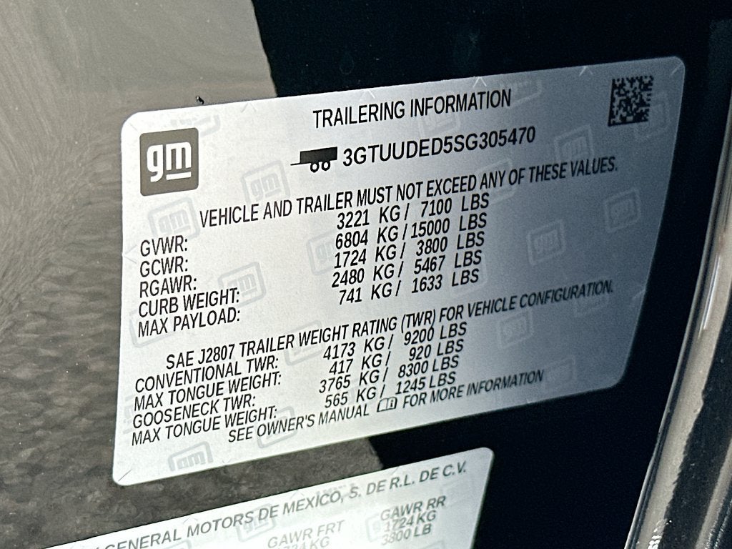 2025 GMC Sierra 1500 SLT