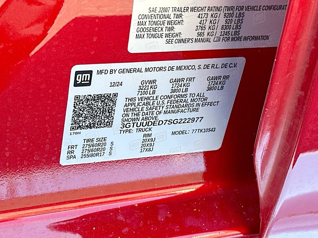 2025 GMC Sierra 1500 SLT