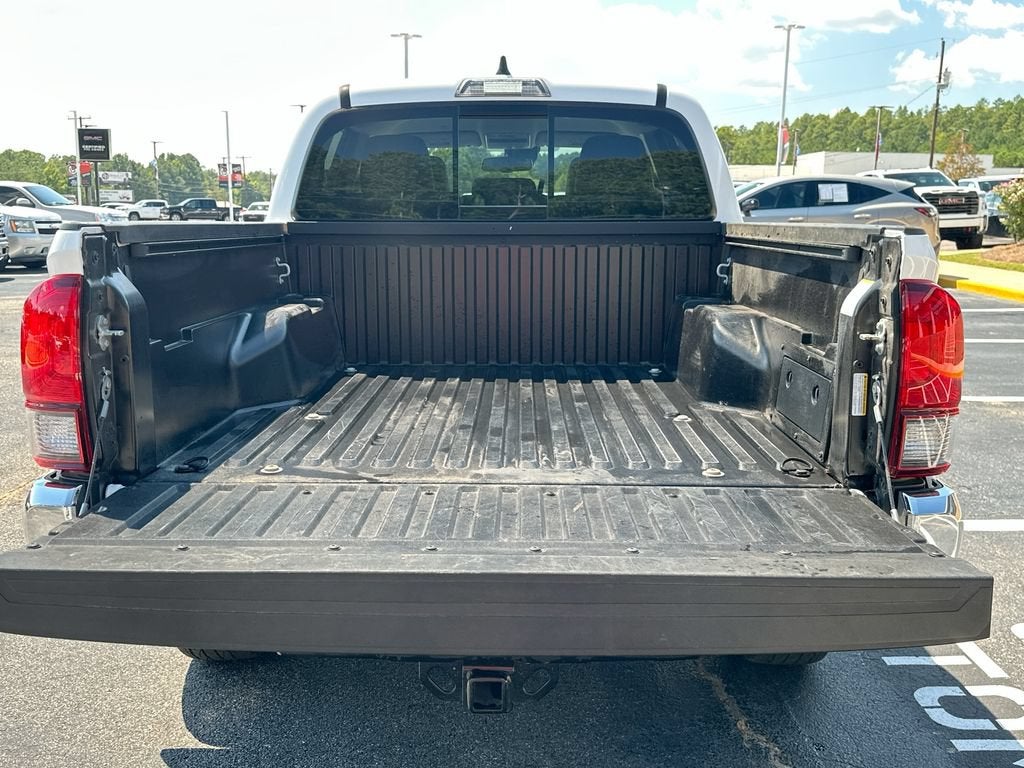 2022 Toyota Tacoma 2WD SR5