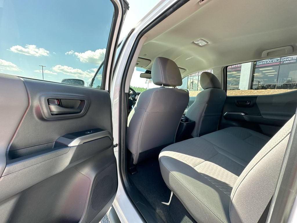 2022 Toyota Tacoma 2WD SR5