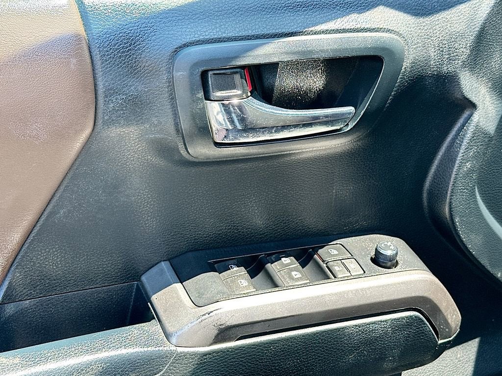 2017 Toyota Tacoma Limited