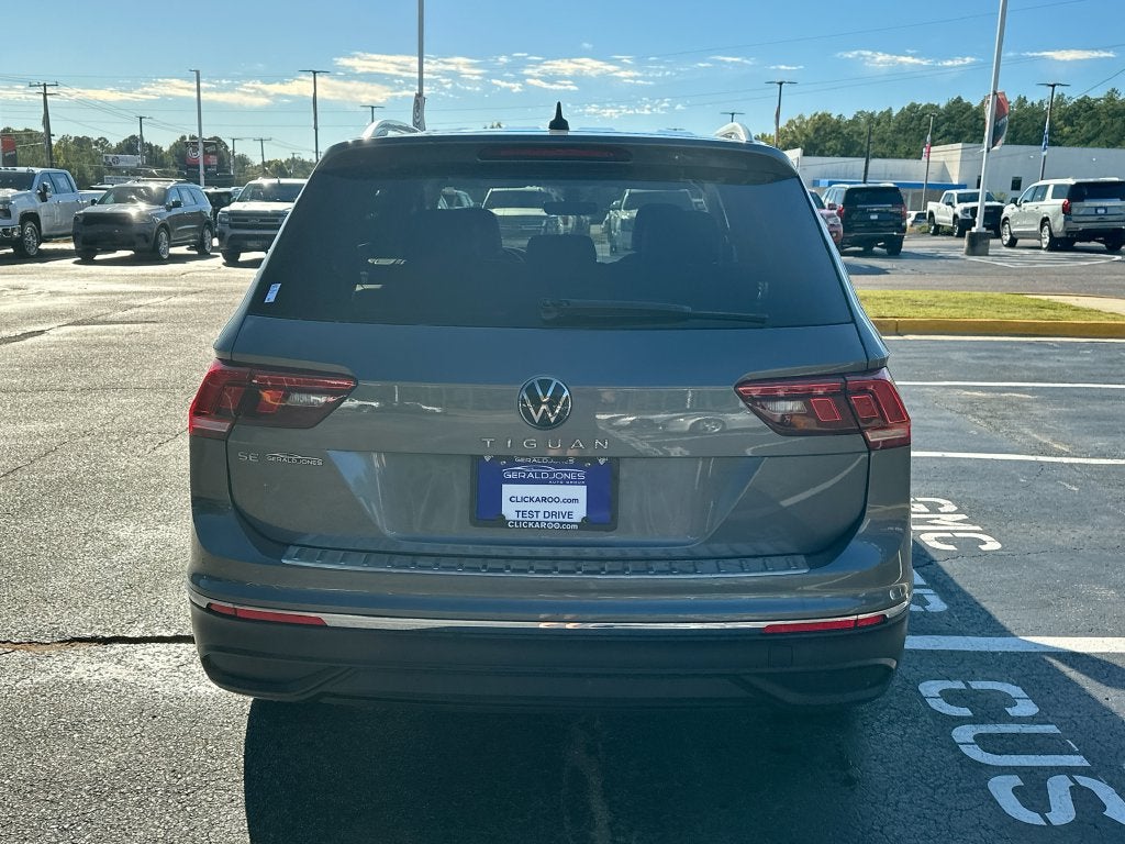 2023 Volkswagen Tiguan SE - Photo 15