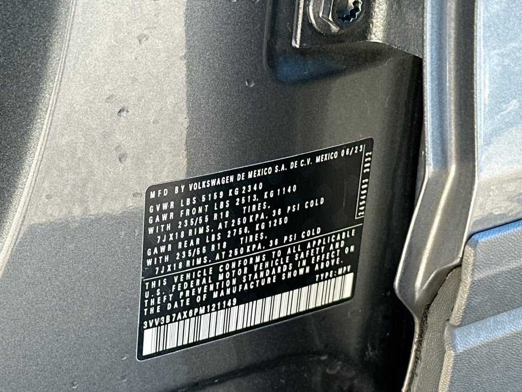 2023 Volkswagen Tiguan SE - Photo 27