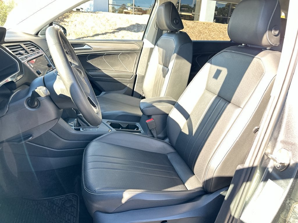 2023 Volkswagen Tiguan SE - Photo 8