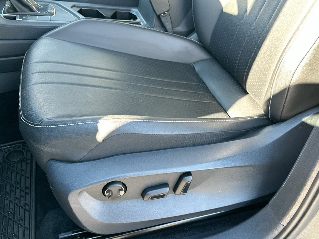 2023 Volkswagen Tiguan SE - Photo 9