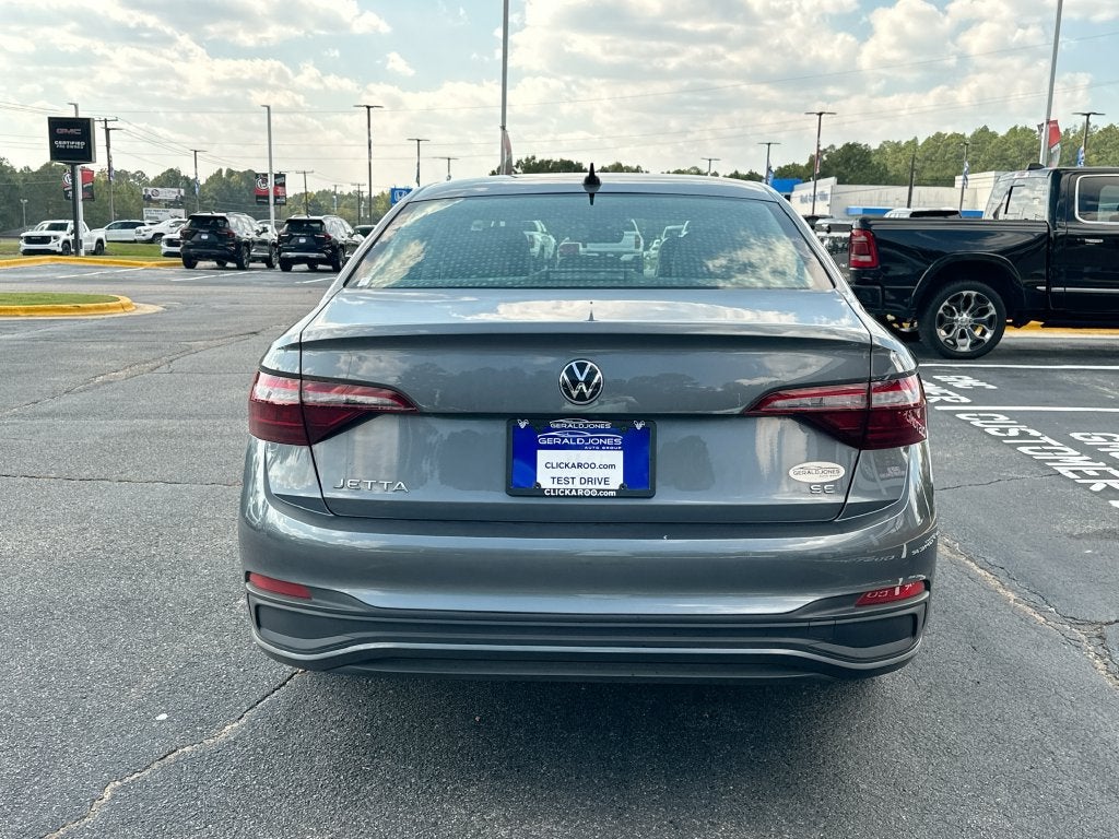 2024 Volkswagen Jetta SE - Photo 15