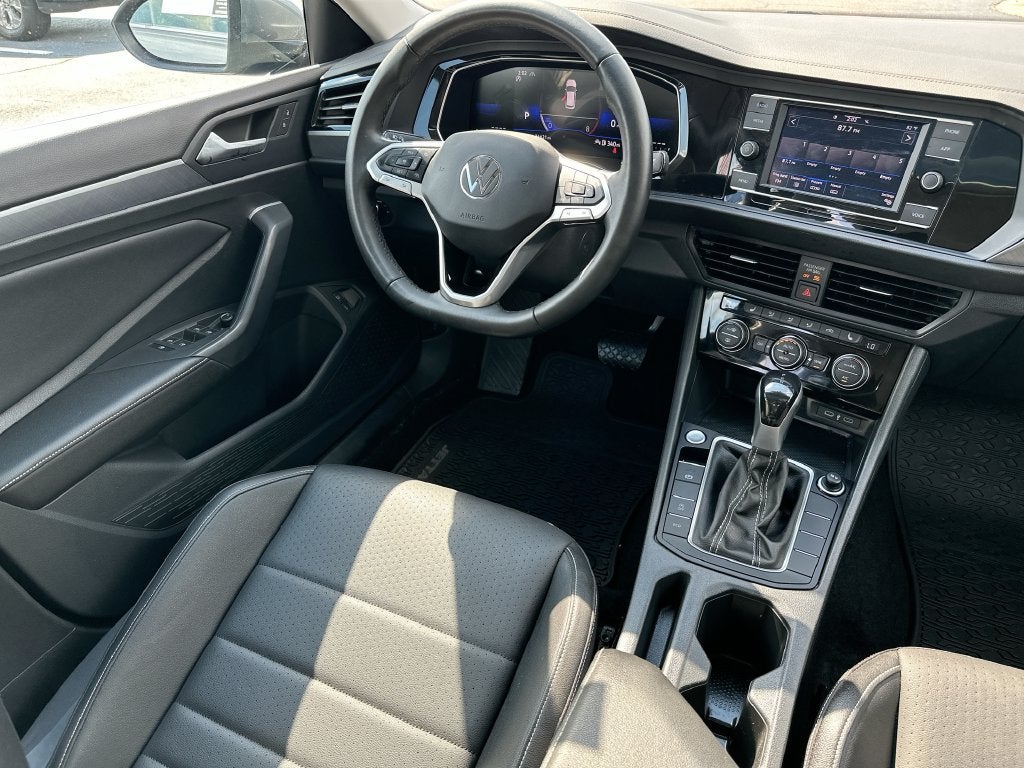 2024 Volkswagen Jetta SE - Photo 19