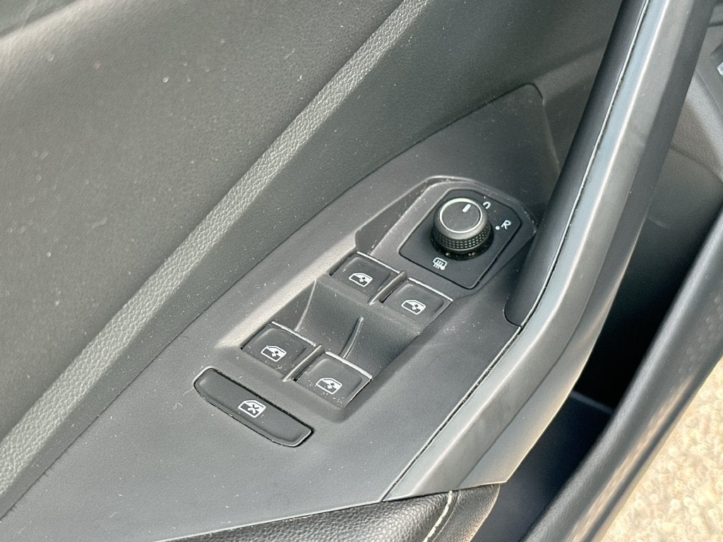 2024 Volkswagen Jetta SE - Photo 21