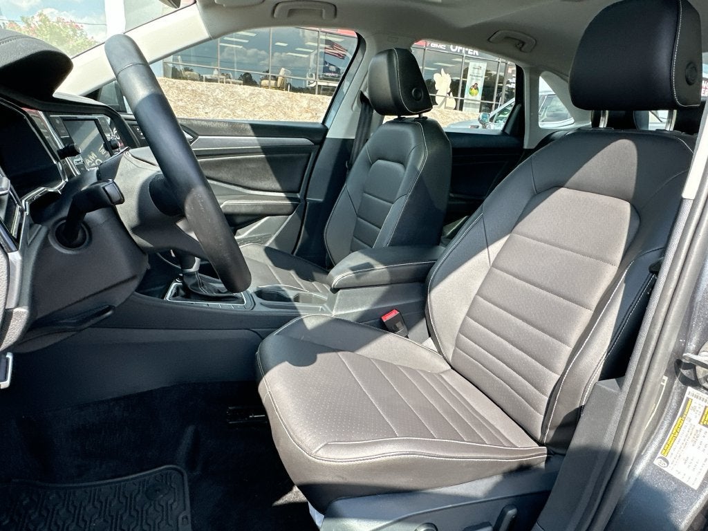 2024 Volkswagen Jetta SE - Photo 8
