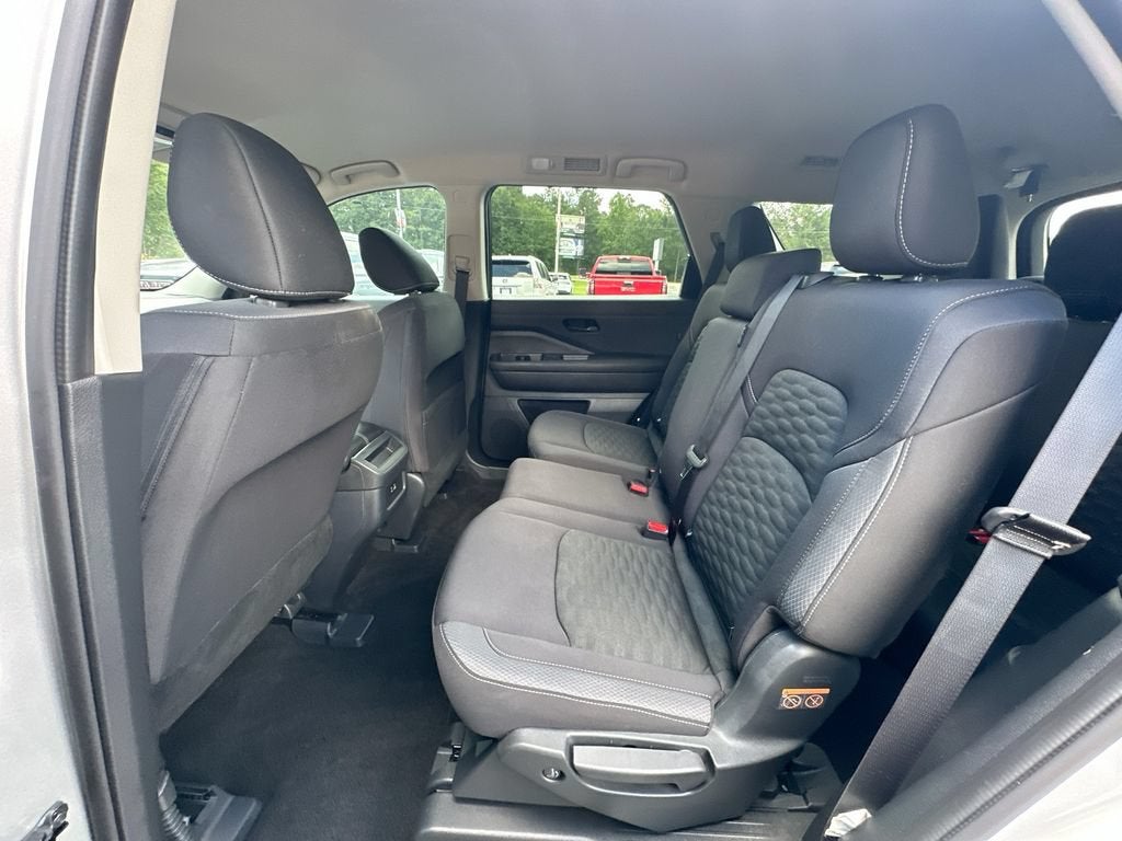 2024 Nissan Pathfinder S 4WD