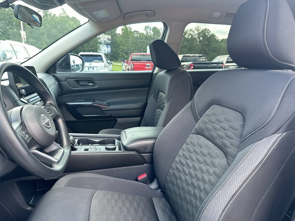 2024 Nissan Pathfinder S 4WD