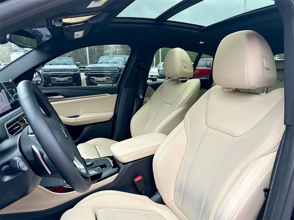 2024 BMW X4 xDrive30i