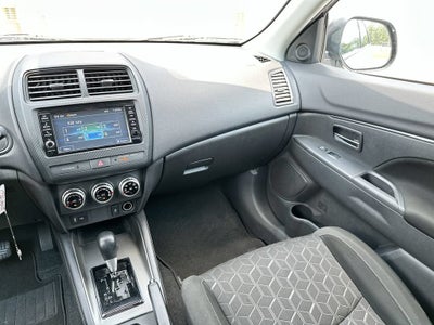 2024 Mitsubishi Outlander Sport S