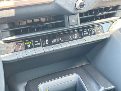 2025 Toyota Crown Signia XLE
