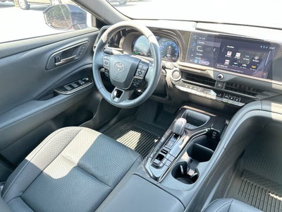 2025 Toyota Crown Signia XLE