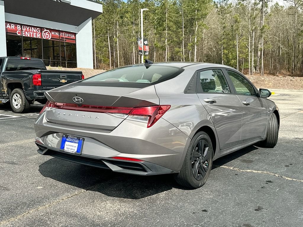 2022 Hyundai Elantra SEL