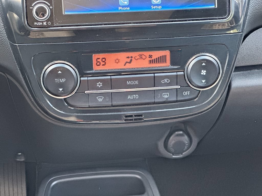 2024 Mitsubishi Mirage ES