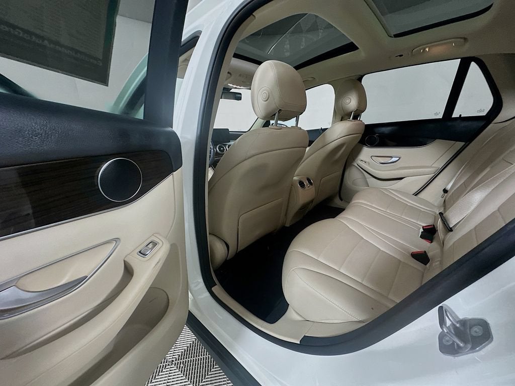 2021 Mercedes-Benz GLC GLC 300