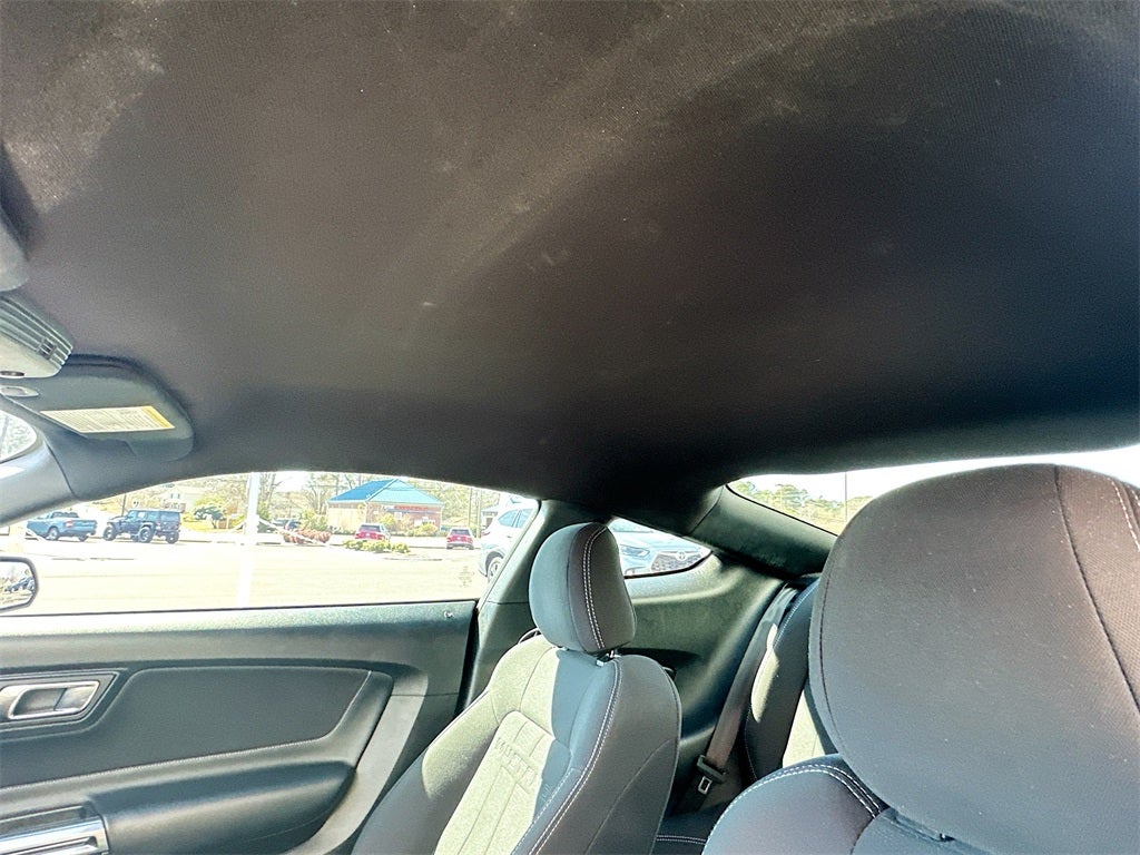 2021 Ford Mustang EcoBoost