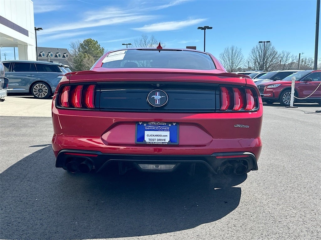 2021 Ford Mustang EcoBoost