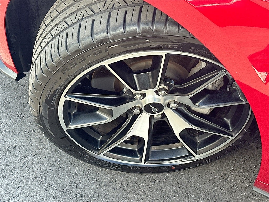 2021 Ford Mustang EcoBoost