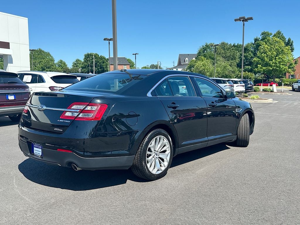 2017 Ford Taurus Limited